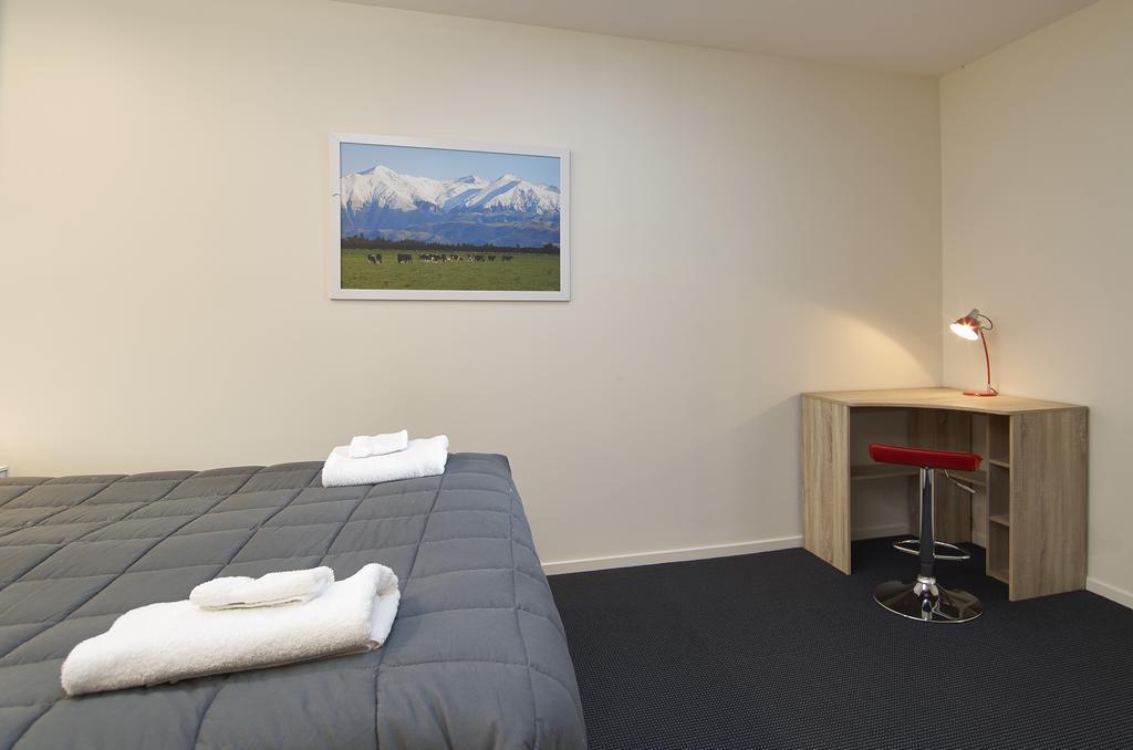 Riccarton Loft - Christchurch Holiday Homes ภายนอก รูปภาพ